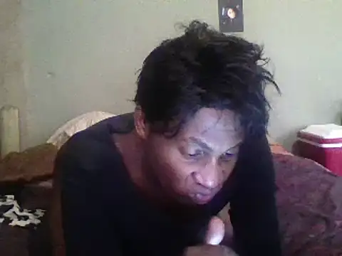 Snapshot of Moorella1 chatting on 03-12-25, 10:05 Moorella1 online show from 03-12-25, 10:05