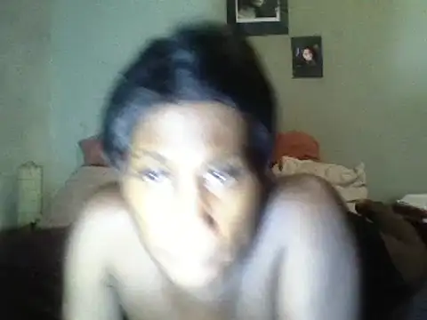 Snapshot of Moorella1 chatting on 03-15-25, 06:14 Moorella1 online show from 03-15-25, 06:14