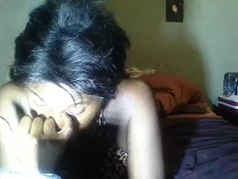 Snapshot of Moorella1 chatting on 03-16-25, 11:04 Moorella1 online show from 03-16-25, 11:04