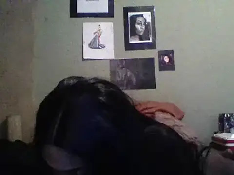 Snapshot of Moorella1 chatting on 03-21-25, 05:11 Moorella1 online show from 03-21-25, 05:11