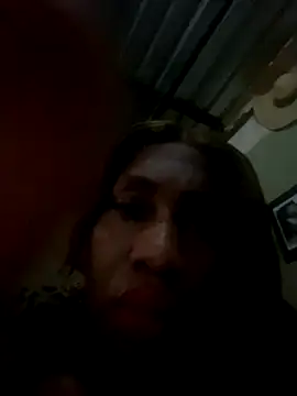 Snapshot of Moorella1 chatting on 10-10-25, 05:06 Moorella1 online show from 10-10-25, 05:06