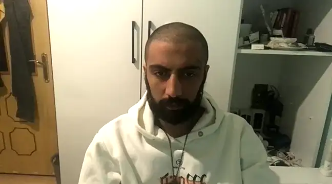 Snapshot of MasterKARATASSAKK chatting on 03-01-25, 05:09 MasterKARATASSAKK online show from 03-01-25, 05:09