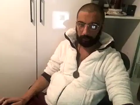 Snapshot of MasterKARATASSAKK chatting on 03-02-25, 05:47 MasterKARATASSAKK online show from 03-02-25, 05:47