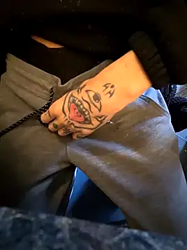 Migaruo online show from 04-08-26, 10:21