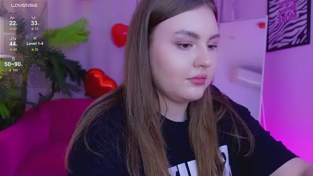 Mia  Peach online show from 02-15-25, 03:42