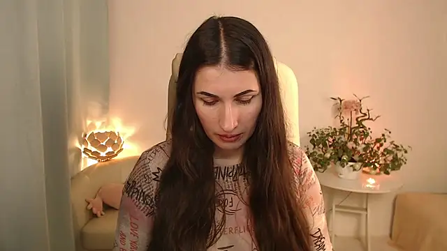 Snapshot of MaryMalory11 chatting on 02-10-26, 04:00 MaryMalory11 online show from 02-10-26, 04:00