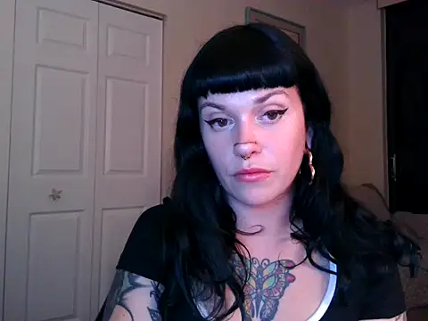 Snapshot of Marcelinegoddess chatting on 12-10-24, 04:13 Marcelinegoddess online show from 12-10-24, 04:13