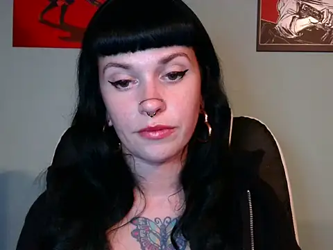 Snapshot of Marcelinegoddess chatting on 12-20-24, 04:09 Marcelinegoddess online show from 12-20-24, 04:09