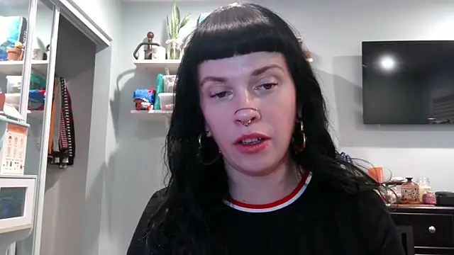 Snapshot of Marcelinegoddess chatting on 01-22-25, 07:03 Marcelinegoddess online show from 01-22-25, 07:03