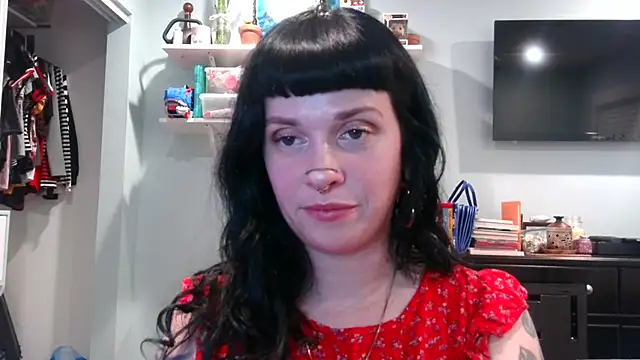 Snapshot of Marcelinegoddess chatting on 01-28-25, 02:00 Marcelinegoddess online show from 01-28-25, 02:00