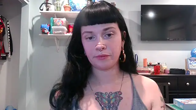 Snapshot of Marcelinegoddess chatting on 01-29-25, 03:01 Marcelinegoddess online show from 01-29-25, 03:01