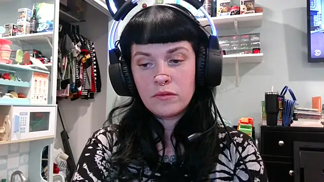 Snapshot of Marcelinegoddess chatting on 02-03-25, 04:14 Marcelinegoddess online show from 02-03-25, 04:14