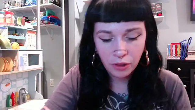 Snapshot of Marcelinegoddess chatting on 02-25-25, 03:20 Marcelinegoddess online show from 02-25-25, 03:20