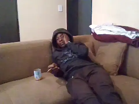 Snapshot of SmallGoodNutts chatting on 02-05-25, 07:29 SmallGoodNutts online show from 02-05-25, 07:29