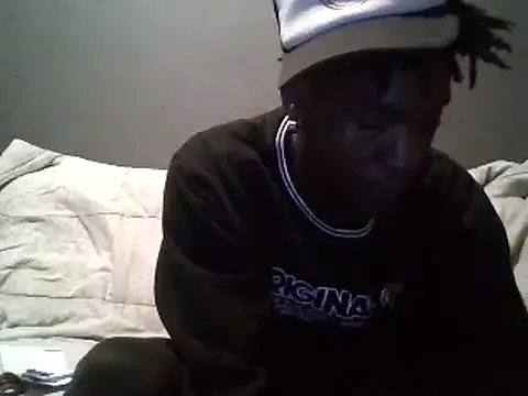 Snapshot of SmallGoodNutts chatting on 02-06-25, 08:45 SmallGoodNutts online show from 02-06-25, 08:45