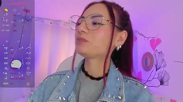 Snapshot of sophiecherry_ chatting on 01-07-25, 09:25 sophiecherry online show from 01-07-25, 09:25