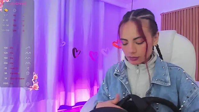 Snapshot of sophiecherry_ chatting on 02-22-25, 05:55 sophiecherry online show from 02-22-25, 05:55