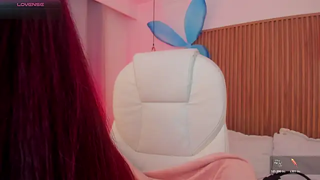 Snapshot of sophiecherry_ chatting on 11-04-25, 09:58 sophiecherry online show from 11-04-25, 09:58