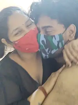 IND COUPLE1 online show from 12-08-24, 12:08