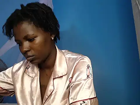 Snapshot of TrishaKalid chatting on 10-26-25, 07:25 TrishaKalid online show from 10-26-25, 07:25