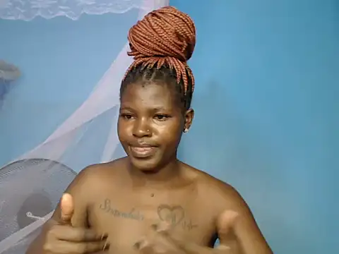 Snapshot of TrishaKalid chatting on 12-04-25, 08:45 TrishaKalid online show from 12-04-25, 08:45