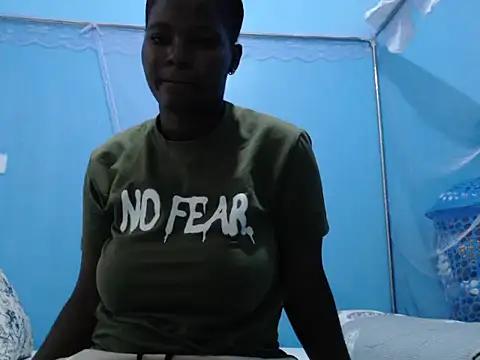 Snapshot of TrishaKalid chatting on 02-14-26, 06:21 TrishaKalid online show from 02-14-26, 06:21