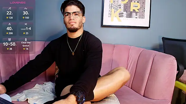 Snapshot of dante_fox_ chatting on 03-17-25, 10:06 dante fox online show from 03-17-25, 10:06