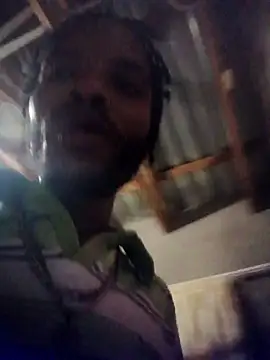 Snapshot of Dickey_sa chatting on 01-28-25, 10:34 Dickey sa online show from 01-28-25, 10:34