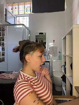 Hawitxui online show from 10-24-25, 12:12