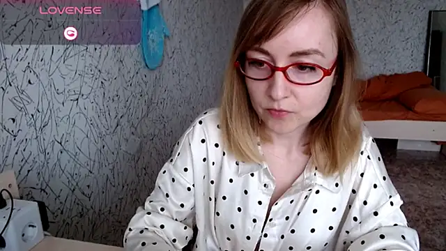 Snapshot of Athena_Richards chatting on 05-24-26, 09:36 Athena Richards online show from 05-24-26, 09:36