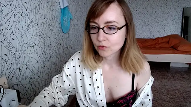 Snapshot of Athena_Richards chatting on 05-29-26, 09:51 Athena Richards online show from 05-29-26, 09:51