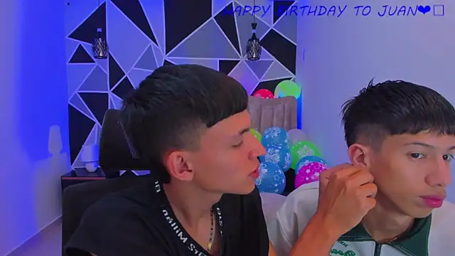 Snapshot of Juan_Nd_Steven chatting on 11-27-25, 12:24 Juan Nd Steven online show from 11-27-25, 12:24