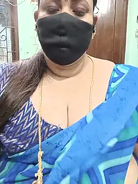 Snapshot of ashikaa_r chatting on 05-29-26, 06:06 ashikaa r online show from 05-29-26, 06:06