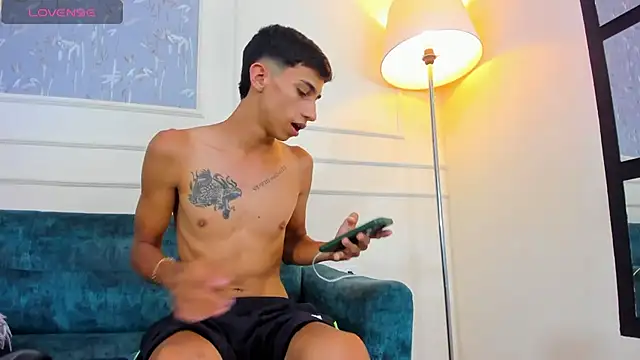 Lucian Davi online show from 09-16-25, 04:02