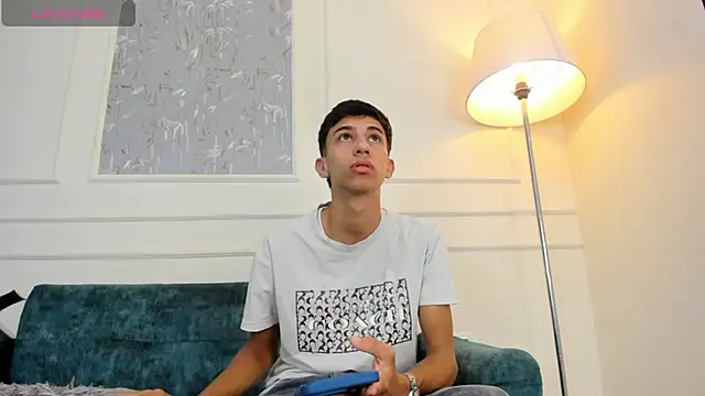 Lucian Davi online show from 10-06-25, 12:13