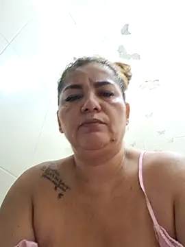 Snapshot of mirand_zackyx chatting on 06-21-26, 02:47 mirand zackyx online show from 06-21-26, 02:47