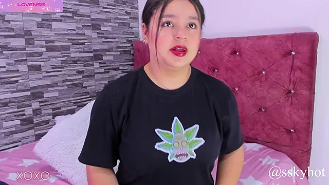 skyhotgirll online show from 01-11-25, 07:16