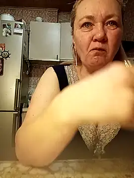 HelenaGlossX online show from 01-16-25, 03:23
