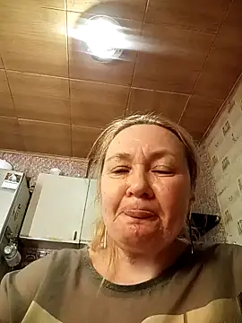 HelenaGlossX online show from 01-29-25, 04:30