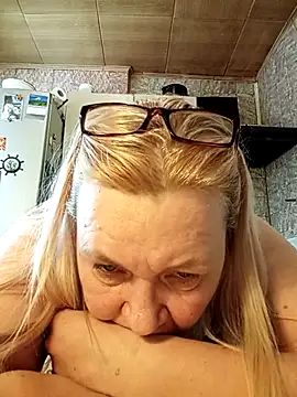 HelenaGlossX online show from 02-14-25, 11:42