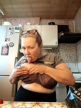 HelenaGlossX online show from 02-19-25, 12:33
