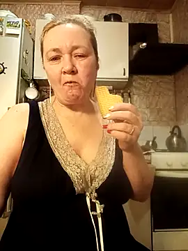 HelenaGlossX online show from 03-13-25, 01:43