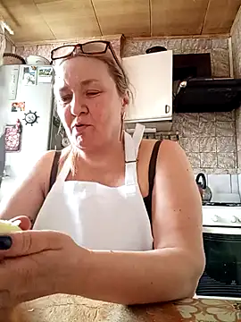 HelenaGlossX online show from 03-19-25, 07:51