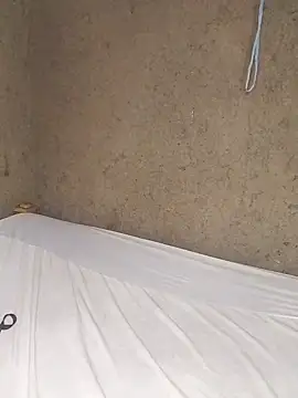 pretty prickle online show from 02-28-25, 09:04