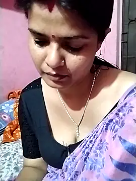 Snapshot of Hot_Pakhi chatting on 12-20-24, 11:00 Hot Pakhi online show from 12-20-24, 11:00