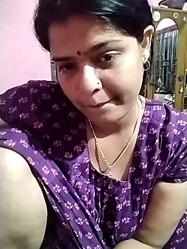Snapshot of Hot_Pakhi chatting on 12-21-24, 06:44 Hot Pakhi online show from 12-21-24, 06:44