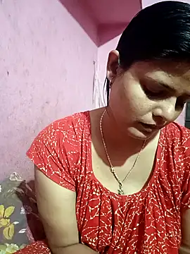 Snapshot of Hot_Pakhi chatting on 01-08-25, 03:28 Hot Pakhi online show from 01-08-25, 03:28