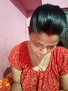 Snapshot of Hot_Pakhi chatting on 01-08-25, 10:06 Hot Pakhi online show from 01-08-25, 10:06