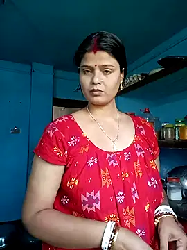 Snapshot of Hot_Pakhi chatting on 02-05-25, 06:24 Hot Pakhi online show from 02-05-25, 06:24