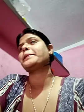Snapshot of Hot_Pakhi chatting on 02-08-25, 04:25 Hot Pakhi online show from 02-08-25, 04:25